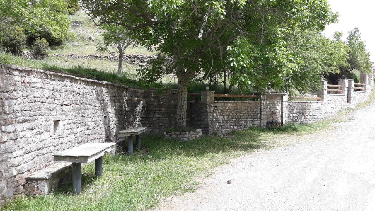 Villa Agno - Βίλα Αγνώ Ano Karies ภายนอก รูปภาพ